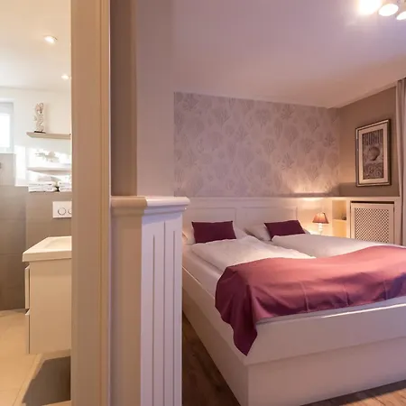 Haus Soenhues, Whg 1 *