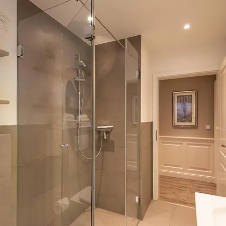 Haus Soenhues, Whg 1 アパート *